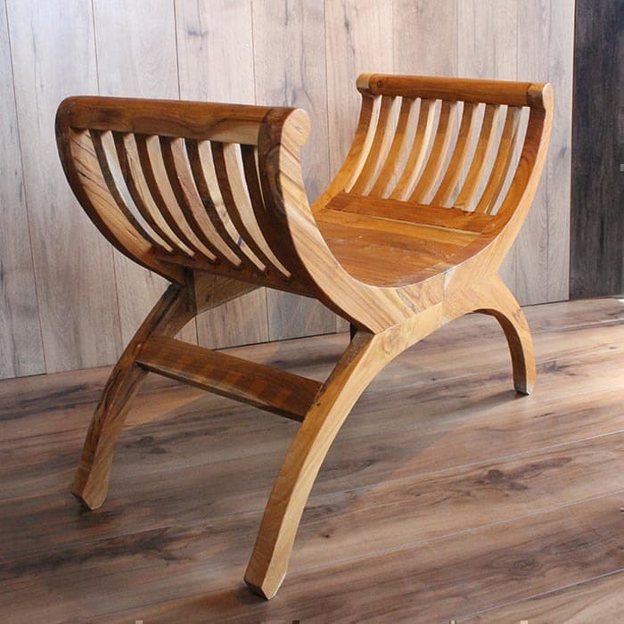 カルティニスツール